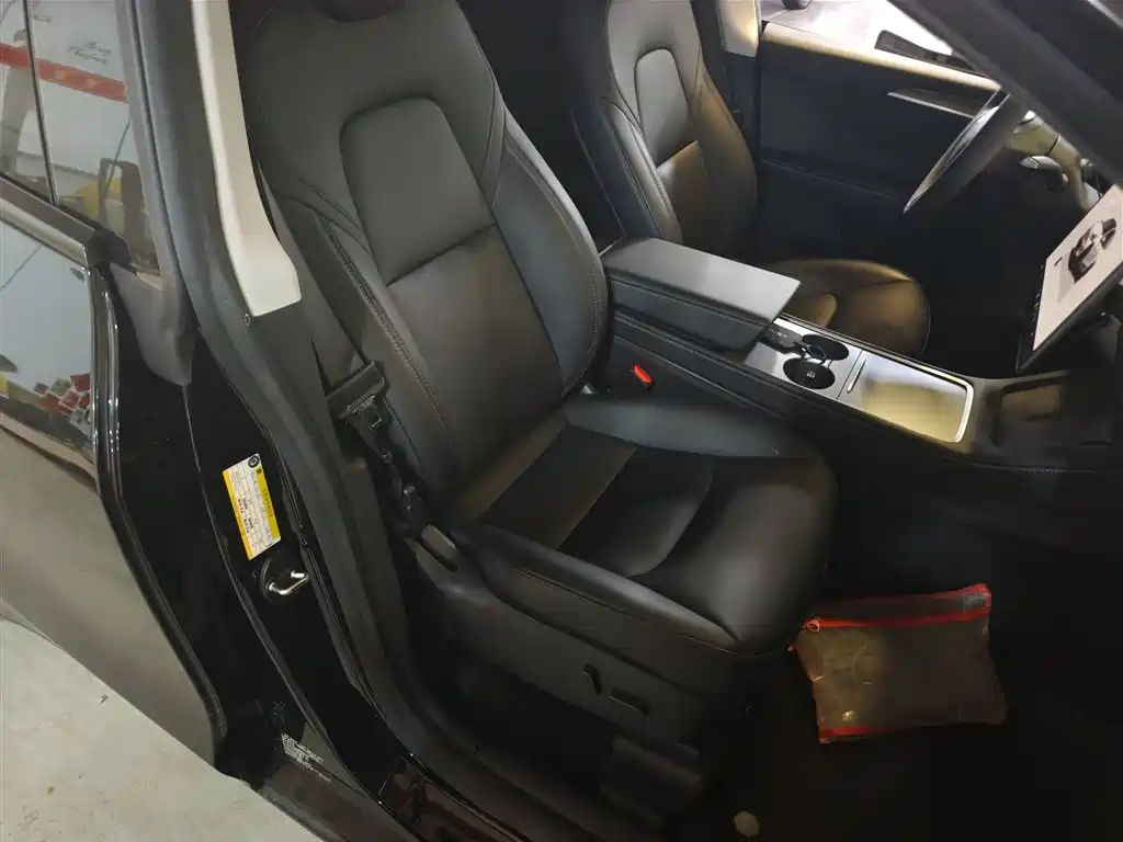 Model Y 2022 rear-wheel drive version купить на сайте DeffCars