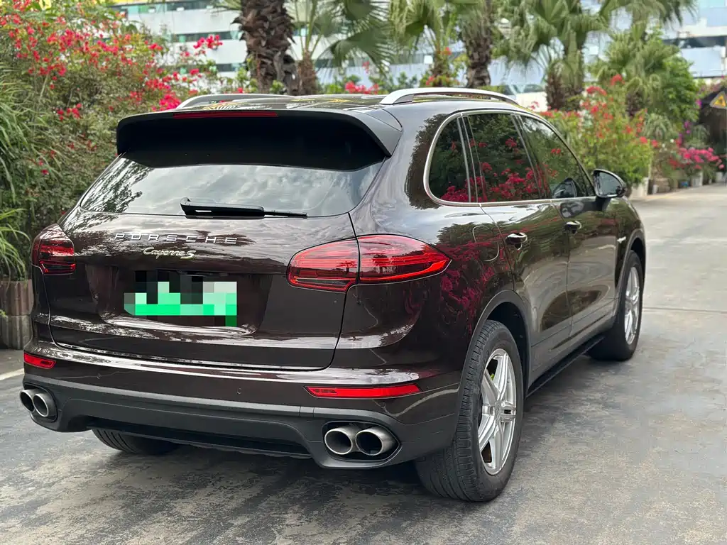 Cayenne New Energy 2016 Cayenne S E-Hybrid 3.0T купить на сайте DeffCars