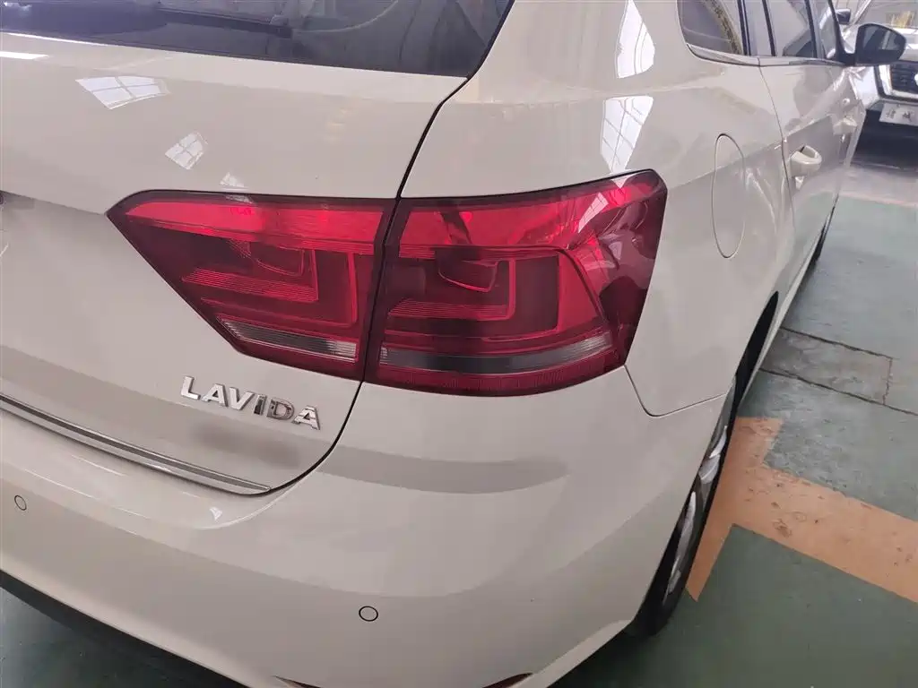 Langxing 2017 180TSI DSG Comfort Edition купить на сайте DeffCars