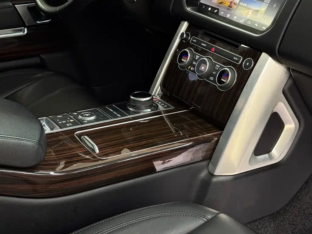 Range Rover 2017 3.0 SC V6 Vogue купить на сайте DeffCars