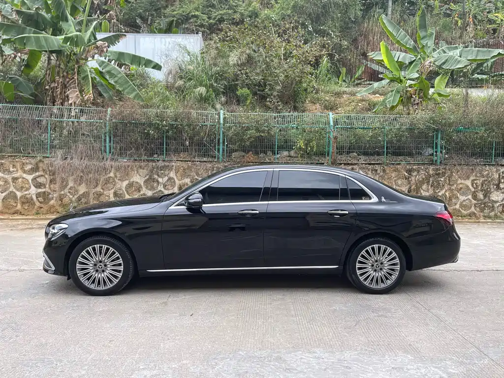 Mercedes-Benz E-Class 2022 Model Three E 300 L Luxury Model купить на сайте DeffCars