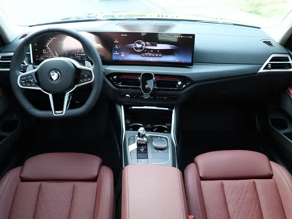 BMW 3 Series 2025 325Li M Sports Package купить на сайте DeffCars
