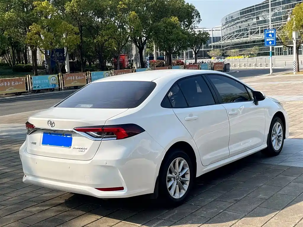 Corolla 2021 1.2T S-CVT Elite PLUS Edition купить на сайте DeffCars