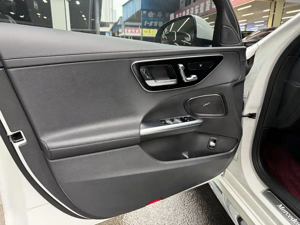 Mercedes-Benz C-Class 2023 facelift C 260 L sports version купить на сайте DeffCars