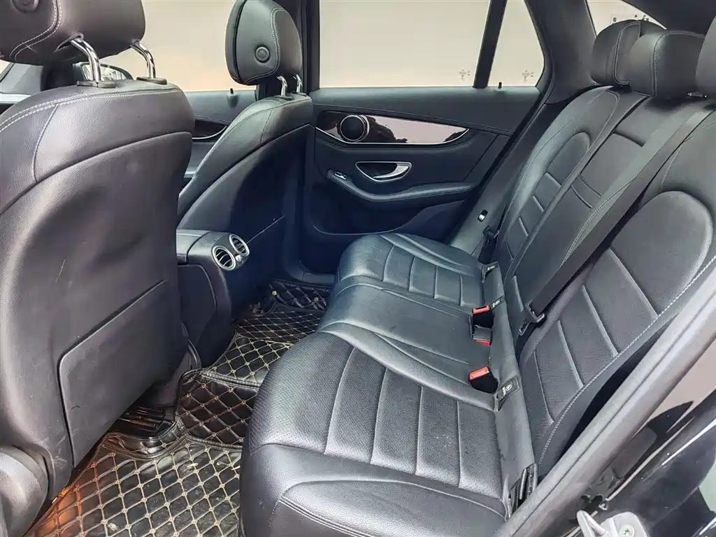 Mercedes-Benz GLC 2018 GLC 260 4MATIC luxury model купить на сайте DeffCars