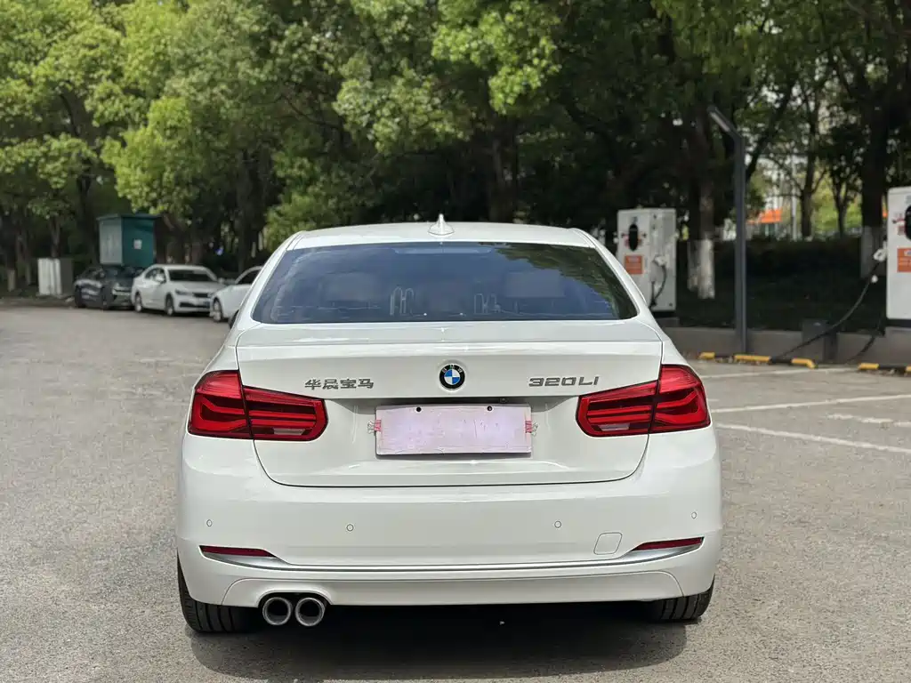 BMW 3 Series 2019 320Li Fashion Model купить на сайте DeffCars
