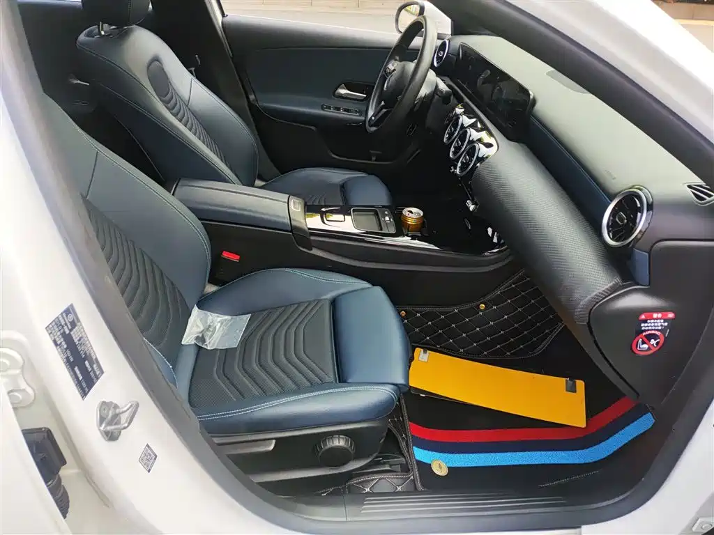 Mercedes-Benz A-Class 2021 A 180 L купить на сайте DeffCars