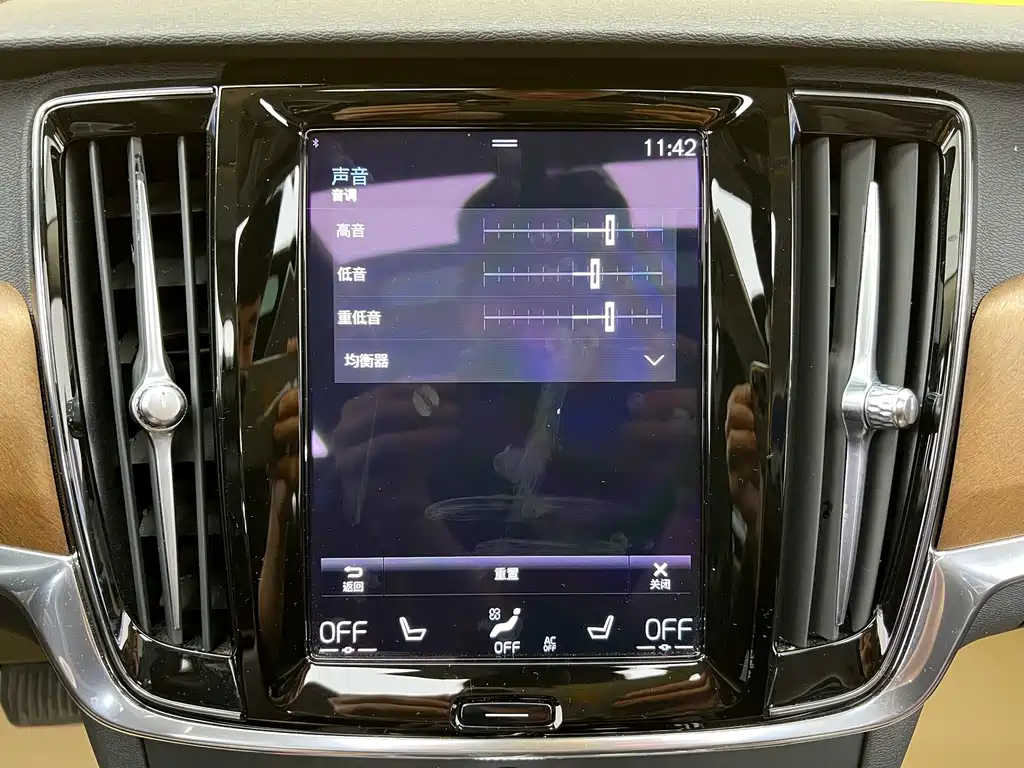 Volvo S90 Plug-in Hybrid 2020 T8 E-Drive Hybrid Zhiyi Luxury Edition купить на сайте DeffCars