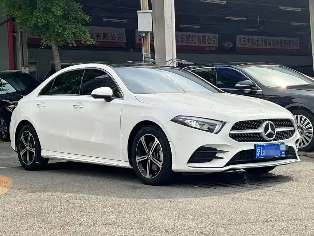 Mercedes-Benz A-Class 2023 A 200 L Fashion Model купить на сайте DeffCars