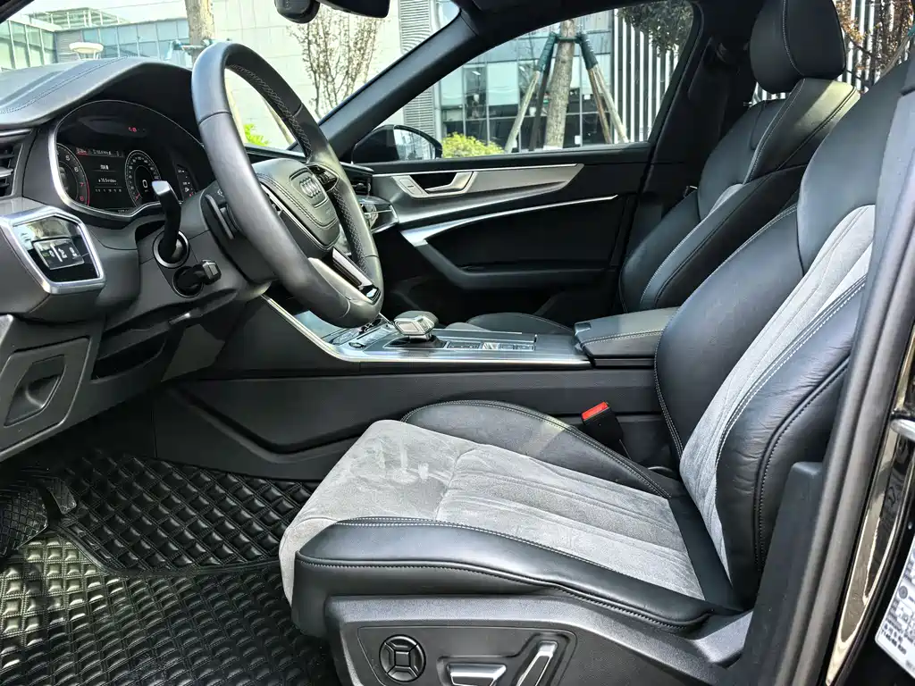 Audi A6L 2024 45 TFSI Premium Dynamic Model купить на сайте DeffCars