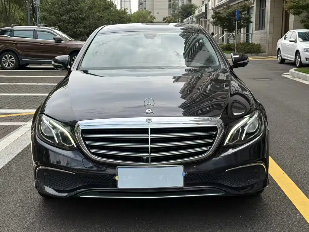 Mercedes-Benz E-Class 2019 E 300 L Fashion купить на сайте DeffCars