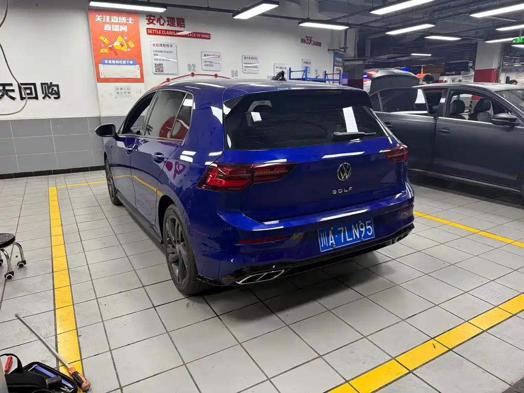 Golf 2023 280TSI DSG R-Line купить на сайте DeffCars