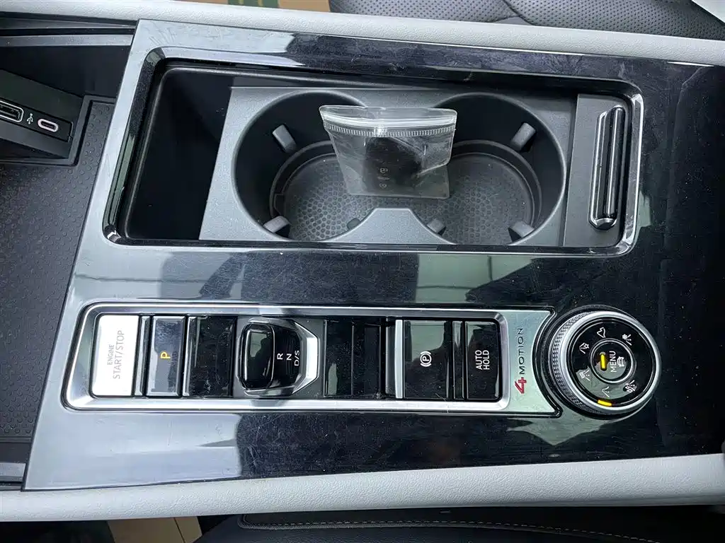 Touron 2021 380TSI four-wheel drive luxury version купить на сайте DeffCars