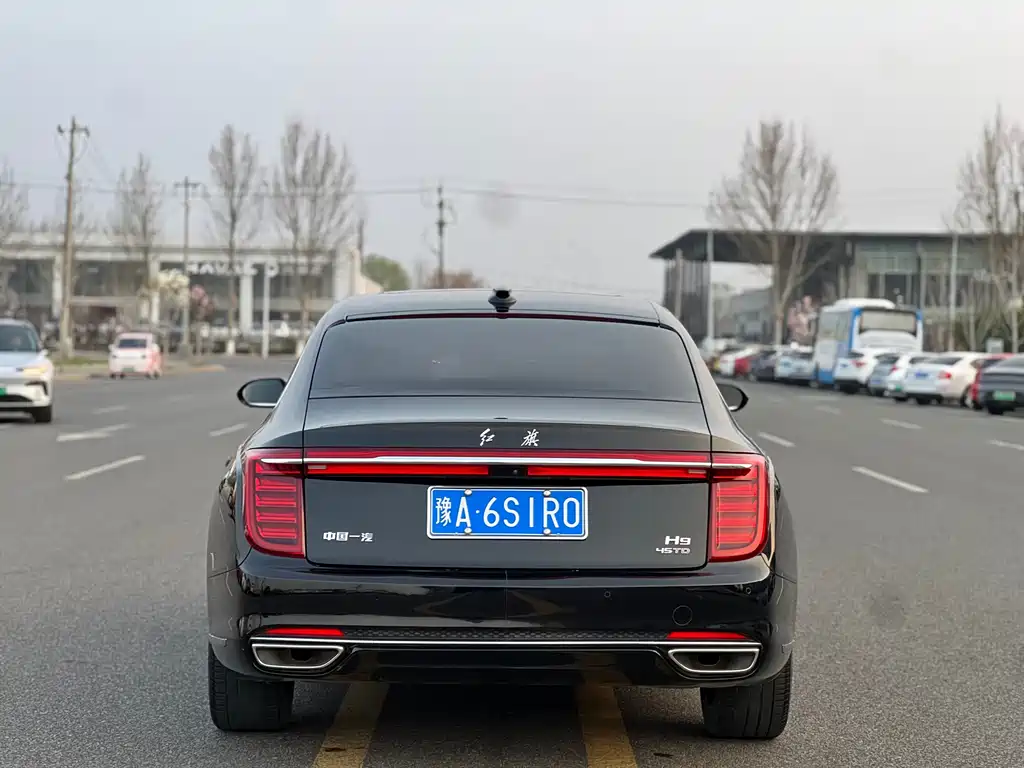 Hongqi H9 2020 2.0T Zhilian Flagship Edition купить на сайте DeffCars