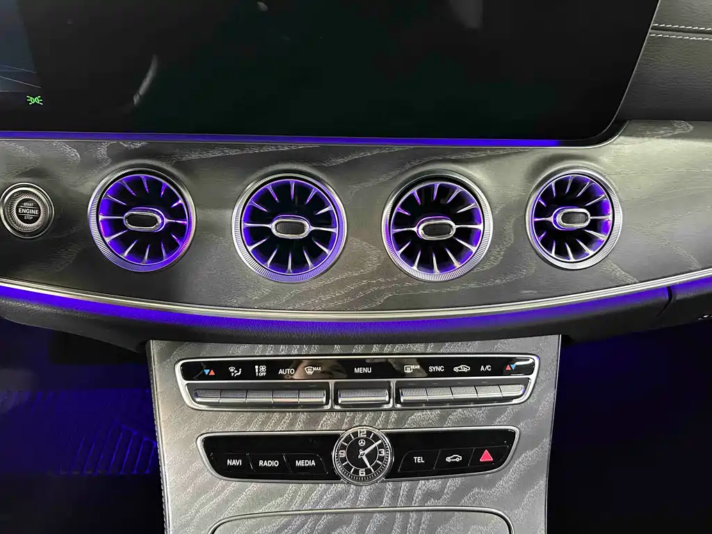 Mercedes-Benz CLS 2018 CLS 300 luxury model купить на сайте DeffCars