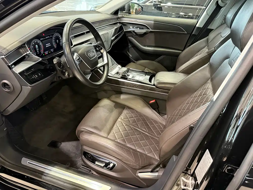 Audi A8 2021 A8L 50 TFSI quattro comfort type купить на сайте DeffCars