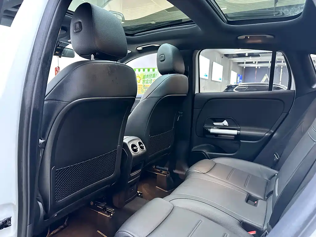 Mercedes-Benz GLA 2023 GLA 220 купить на сайте DeffCars