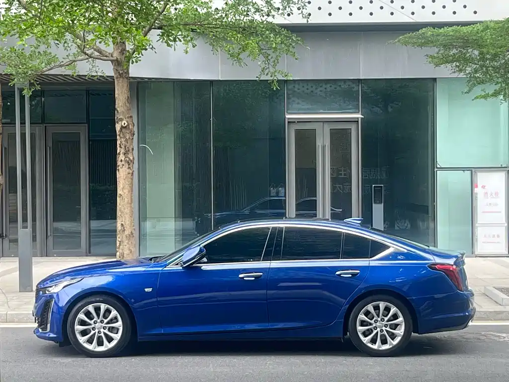 Cadillac CT5 2021 28T luxury model купить на сайте DeffCars