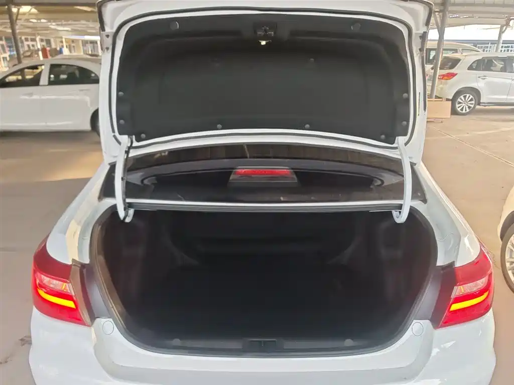 Yuanjing 2018 1.5L Manual Happiness Edition купить на сайте DeffCars
