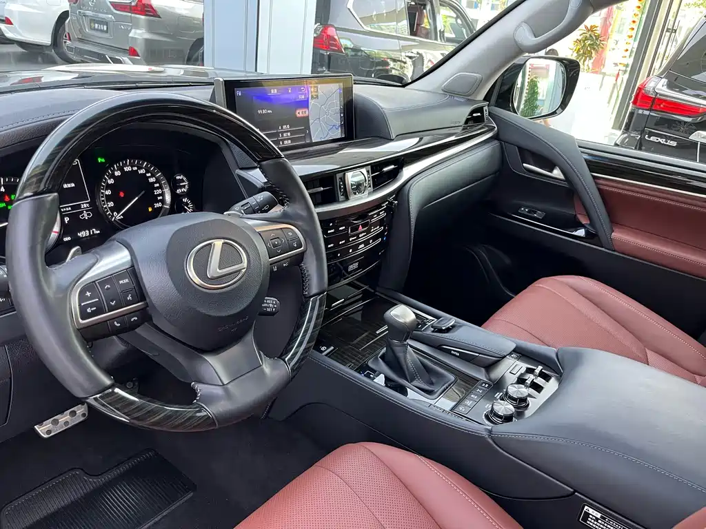 Lexus LX 2019 570 Premium Luxury Edition купить на сайте DeffCars