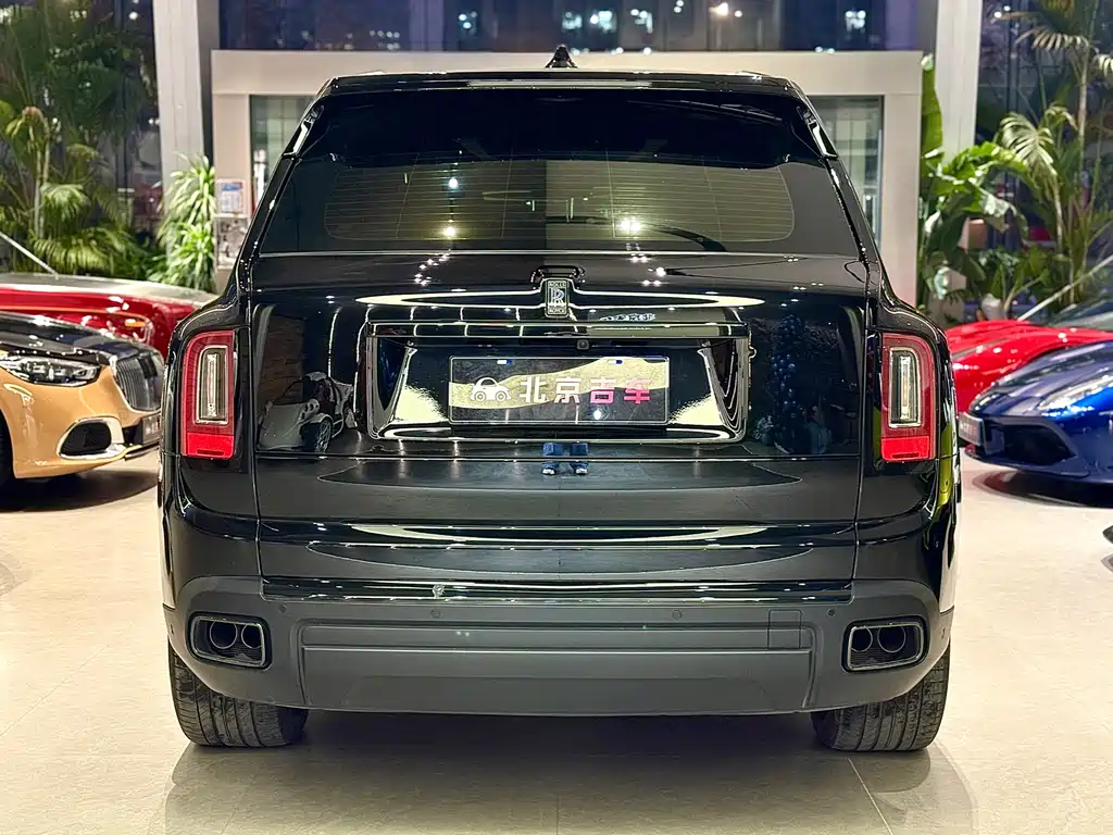 Cullinan 2020 Black Badge купить на сайте DeffCars