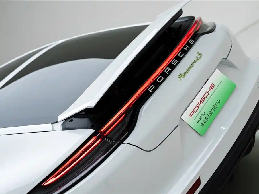 Panamera New Energy 2021 Panamera 4S E-Hybrid Executive Extended Edition 2.9T купить на сайте DeffCars