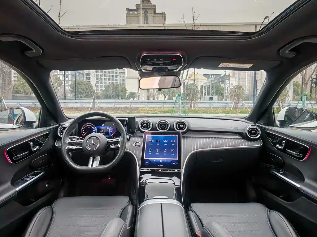 Mercedes-Benz C-Class 2024 facelift C 260 L sports version купить на сайте DeffCars