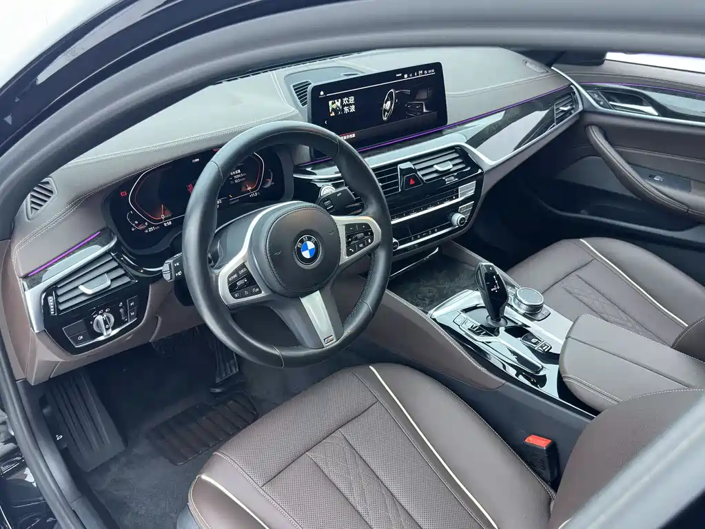 BMW 5 Series 2022 facelift 525Li M Sports Package купить на сайте DeffCars