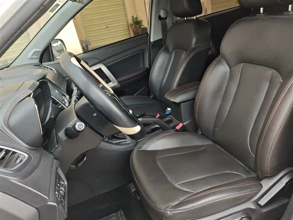 Kaiyi X5 2017 2.0L CVT luxury model купить на сайте DeffCars