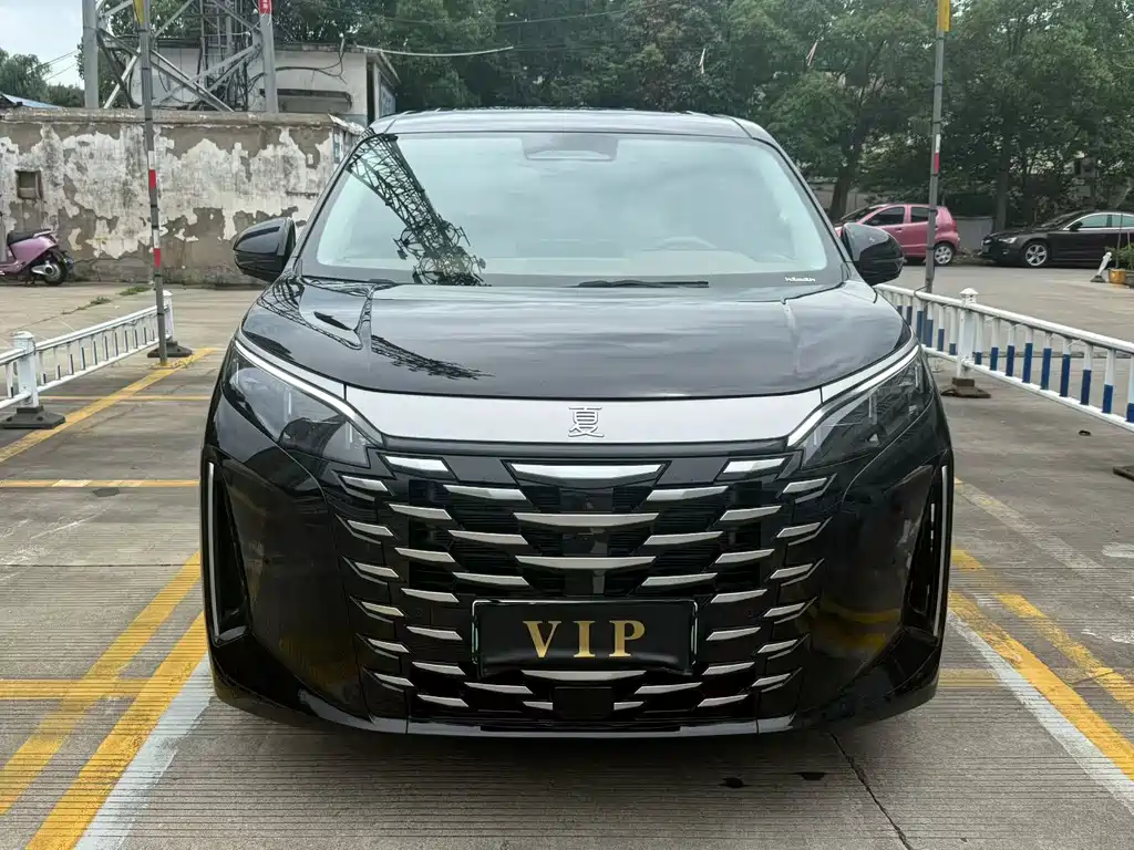 Summer 2025 DM-i 1.5T 180km Excellent Type купить на сайте DeffCars