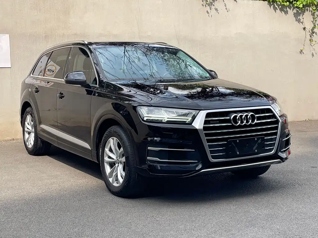 Audi Q7 2019 45 TFSI Comfort купить на сайте DeffCars