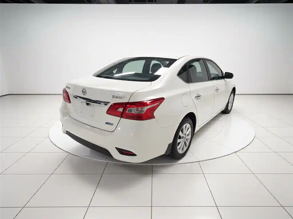 Sylphy 2018 1.6XV CVT Exclusive Edition купить на сайте DeffCars