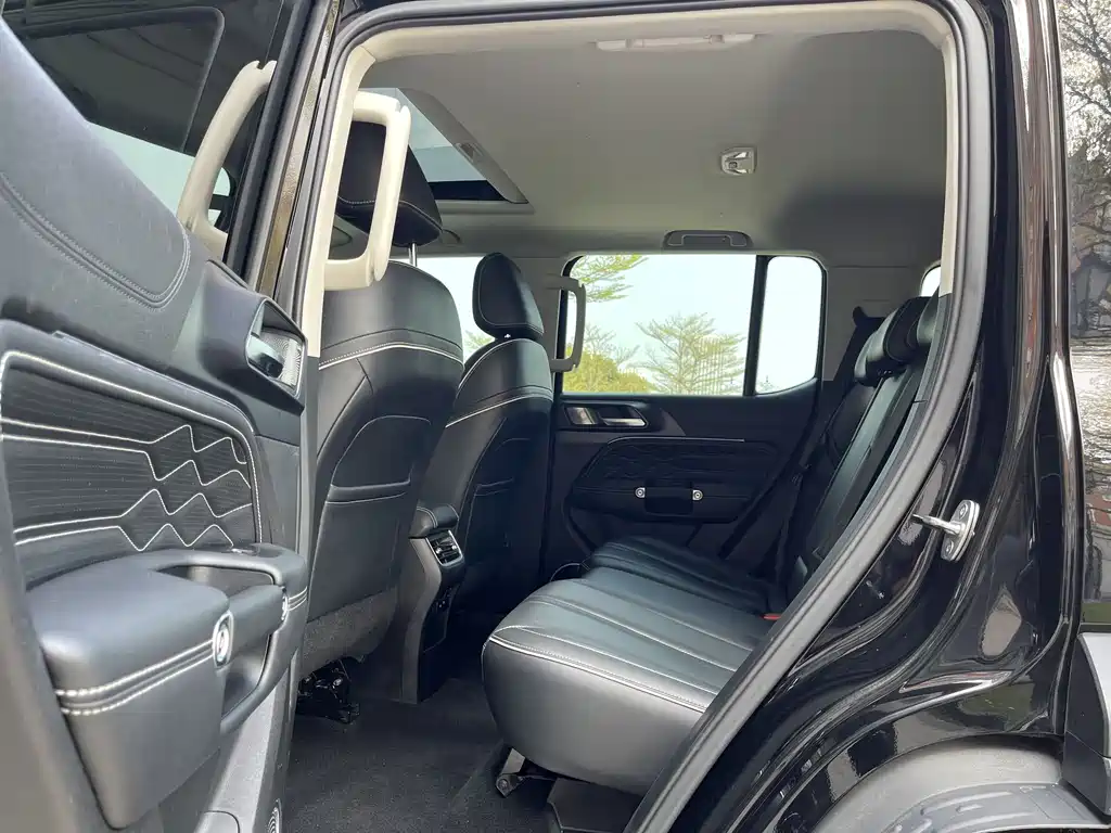 Tank 300 2021 Off-Road Version 2.0T Conqueror купить на сайте DeffCars