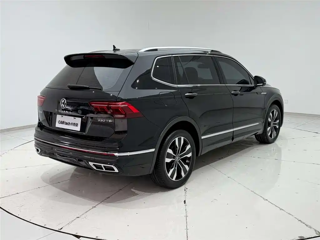 Tiguan L 2024 330TSI automatic two-wheel drive R-Line version купить на сайте DeffCars