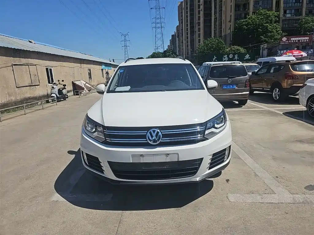 Tiguan 2017 300TSI automatic 2WD Silk Road Style Edition купить на сайте DeffCars