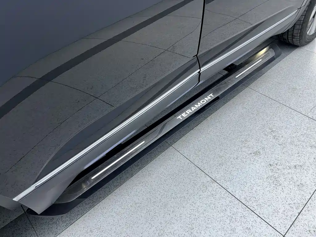 Touron 2024 380TSI four-wheel drive Dragon Edition купить на сайте DeffCars