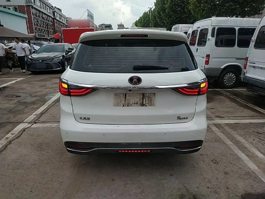 Song MAX 2017 1.5T manual smart connected luxury model 7 seats купить на сайте DeffCars