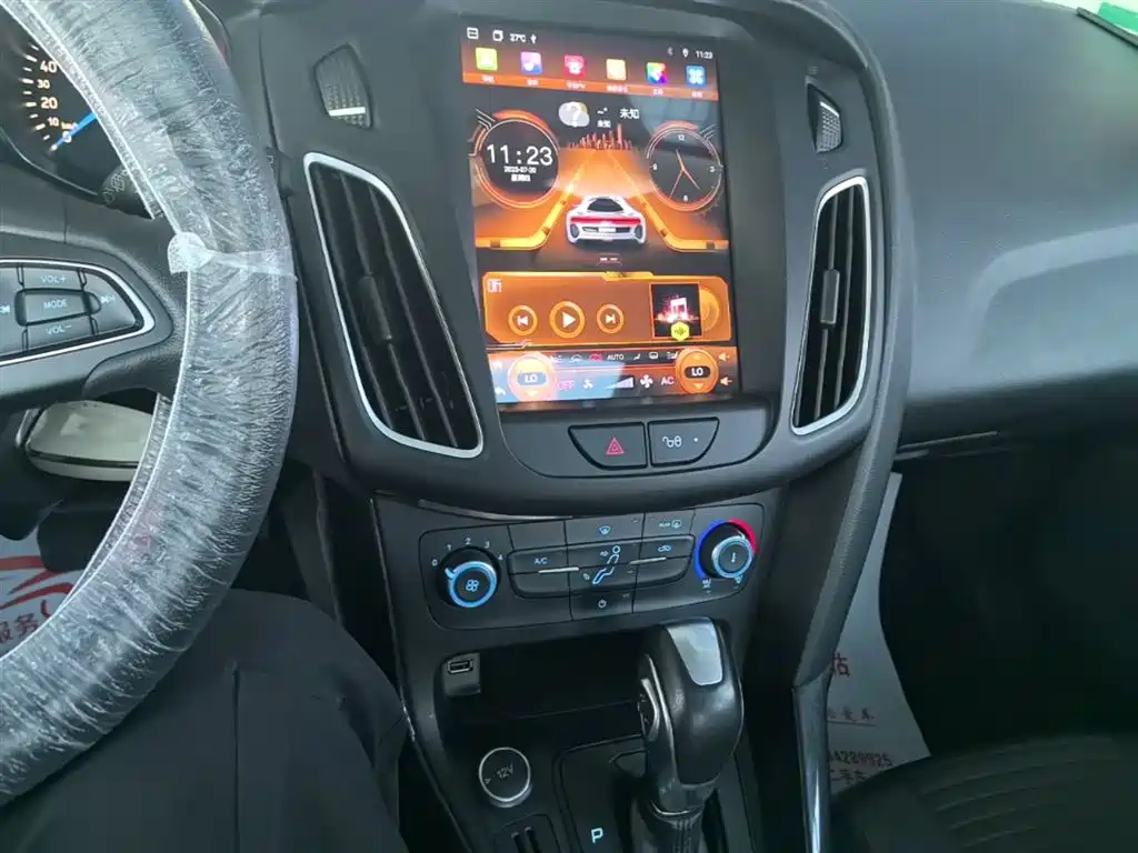 Focus 2018 hatchback classic 1.6L automatic stylish smart mobility version купить на сайте DeffCars