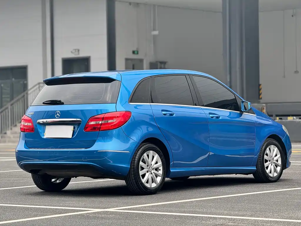 Mercedes-Benz B-Class 2012 B 180 купить на сайте DeffCars