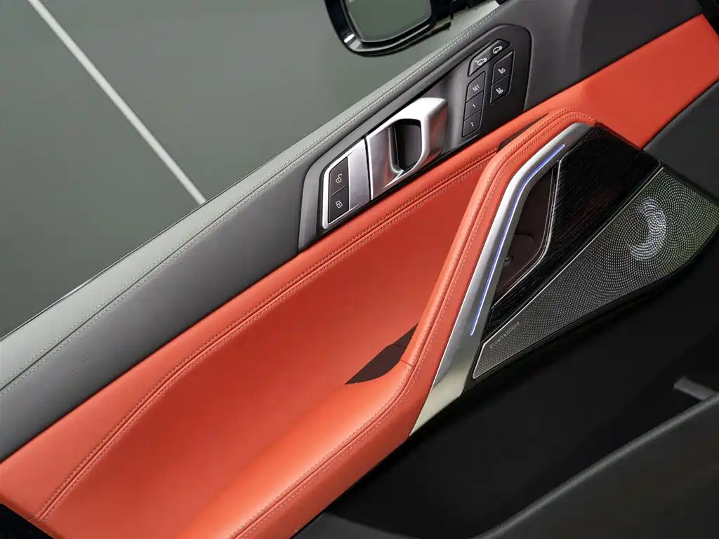 BMW X6 M 2023 X6 M Thunder Edition купить на сайте DeffCars