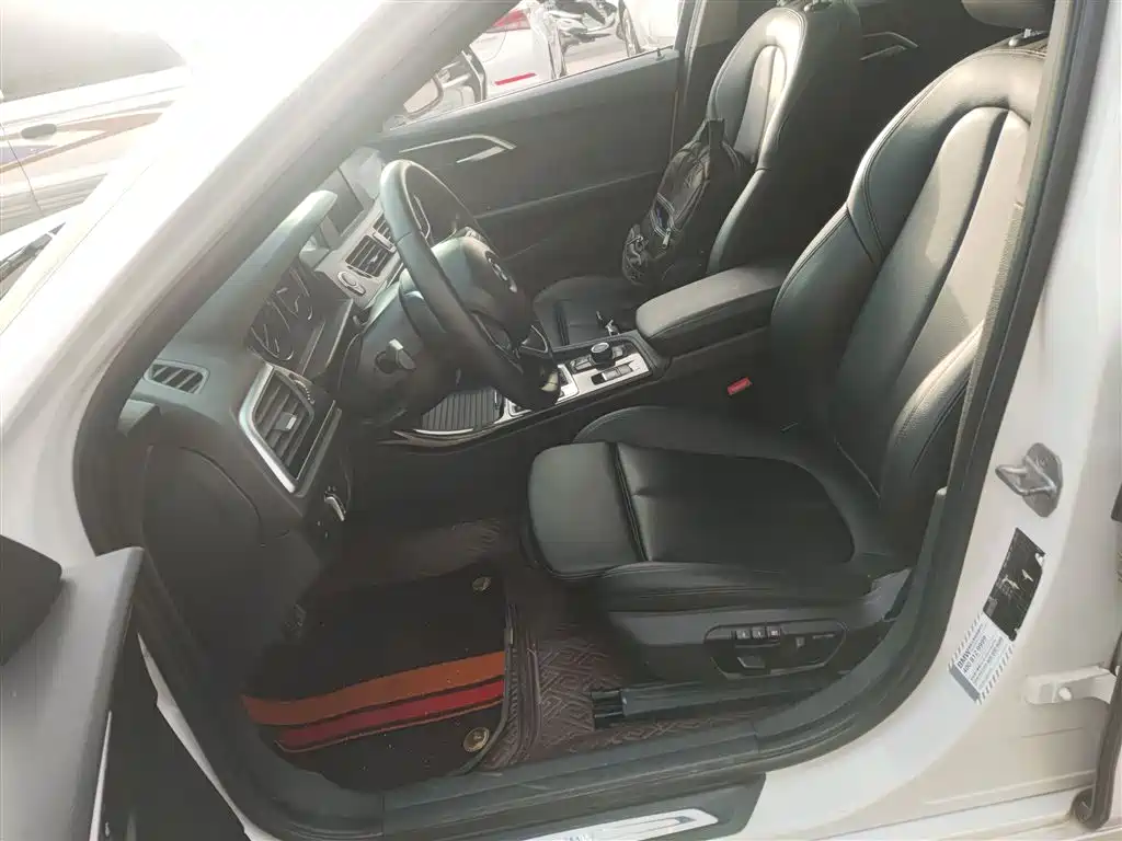 BMW 1 Series 2018 118i Sports купить на сайте DeffCars