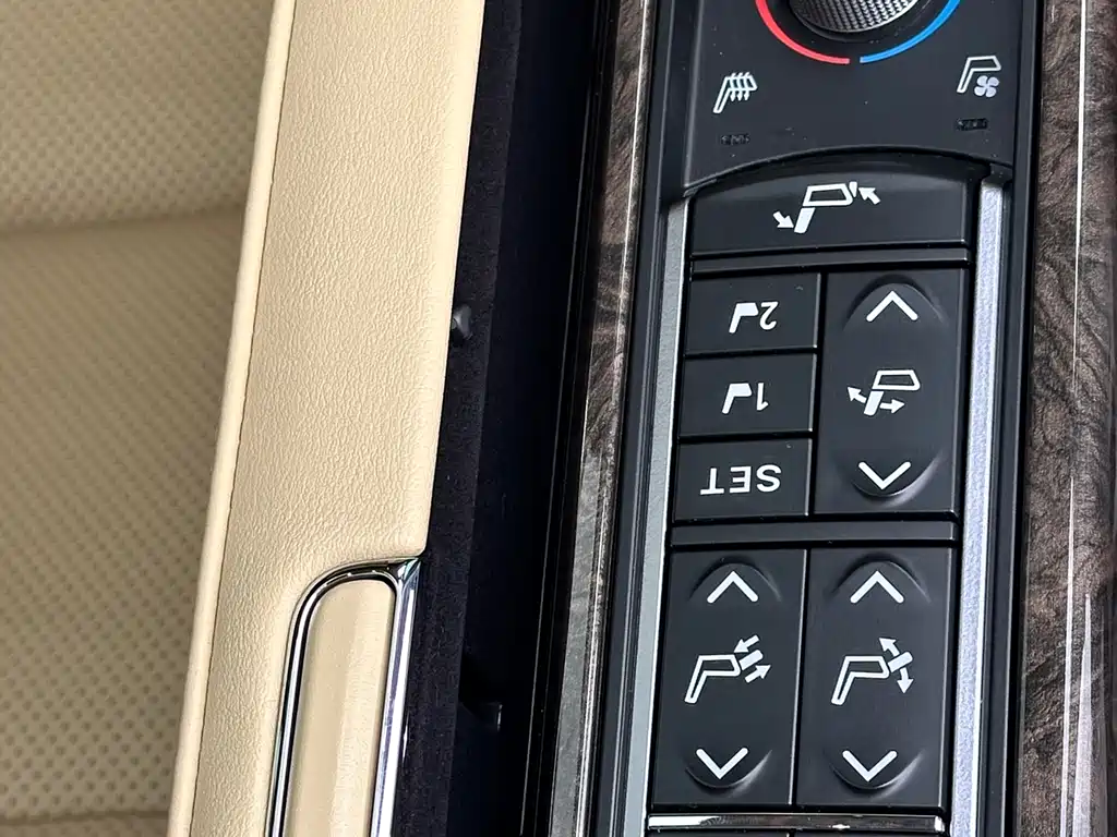 Wilfa 2021 Crown Dual Engine 2.5L HV Extreme Edition купить на сайте DeffCars