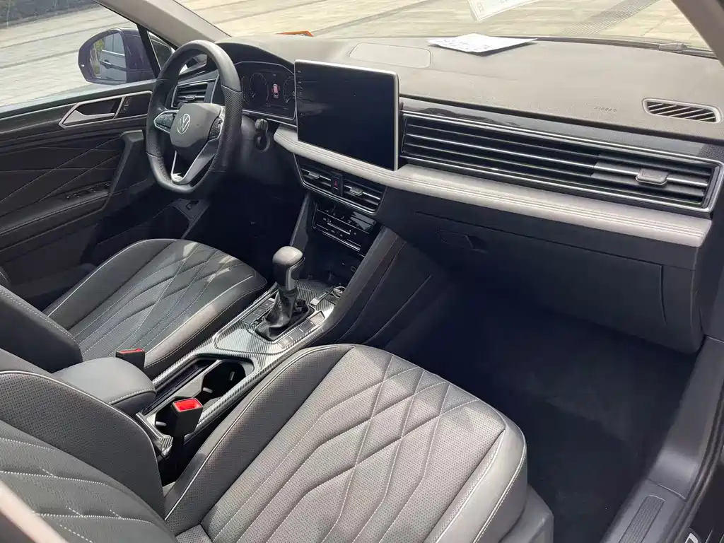 Tiguan L 2022 330TSI automatic two-wheel drive smart version купить на сайте DeffCars