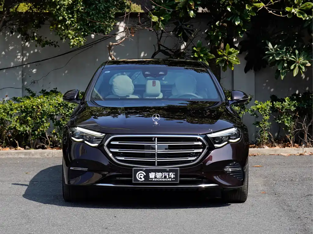 Mercedes-Benz E-Class 2024 E 300 L Luxury Model купить на сайте DeffCars