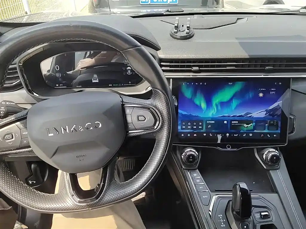 Lynk & Co 01 2023 1.5TD EM-F PM купить на сайте DeffCars