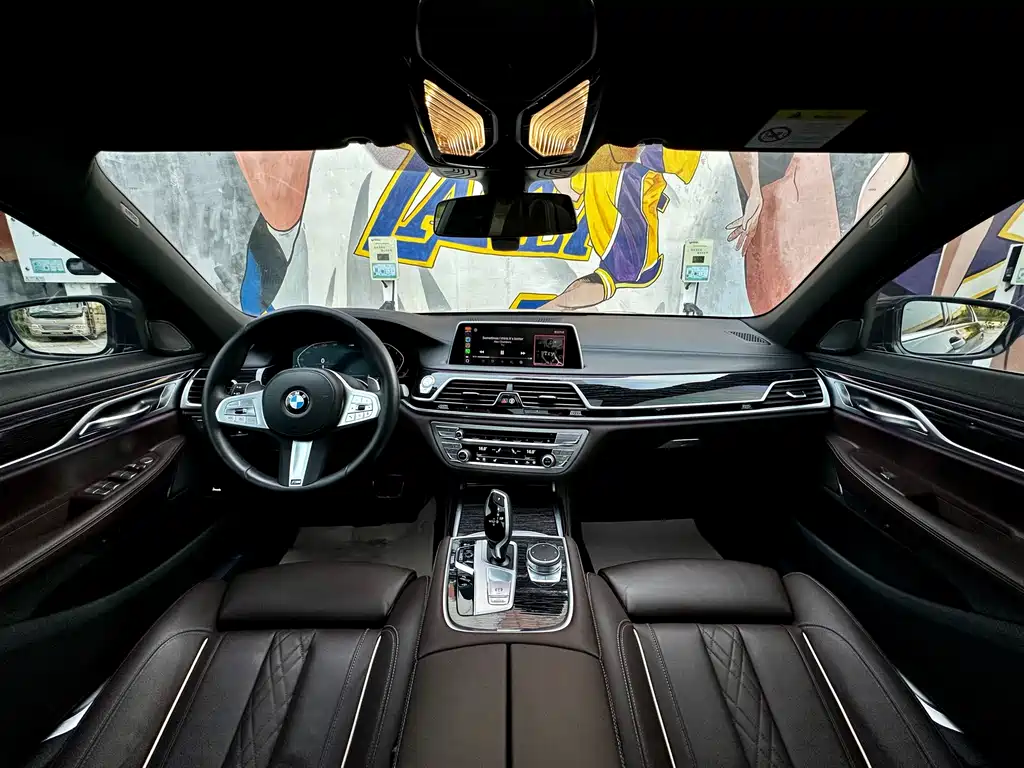 BMW 7 Series 2021 730Li M Sports Package купить на сайте DeffCars