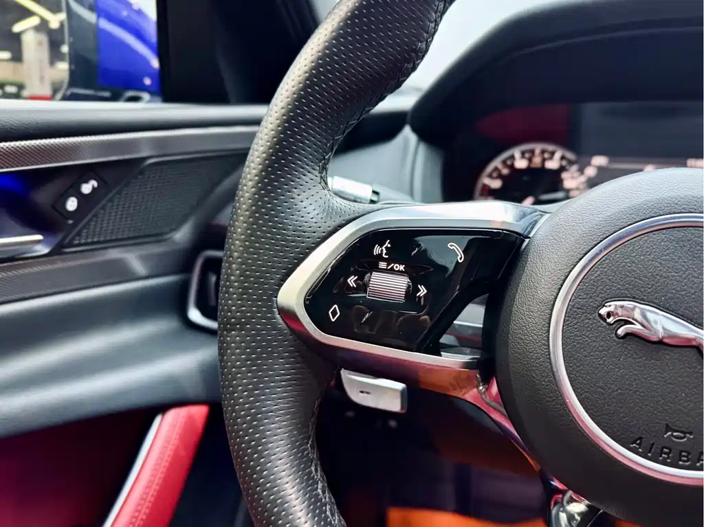 Jaguar XEL 2020 2.0T 200PS R-DYNAMIC S Advanced Sports Edition купить на сайте DeffCars