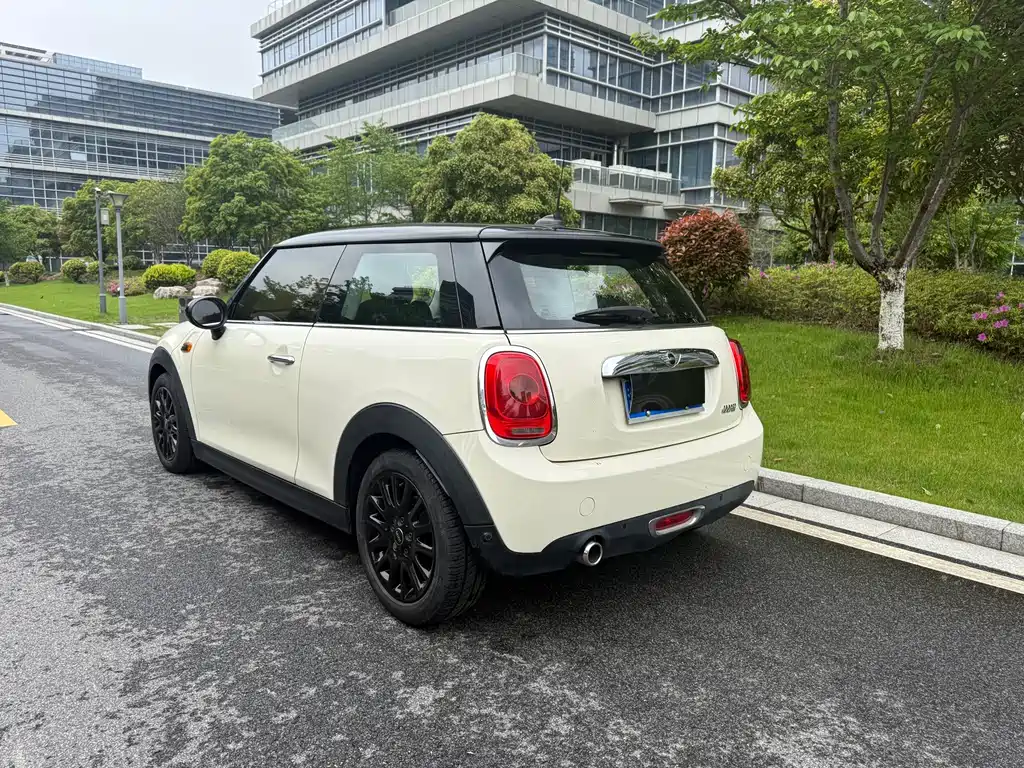 MINI 2016 1.5T COOPER купить на сайте DeffCars