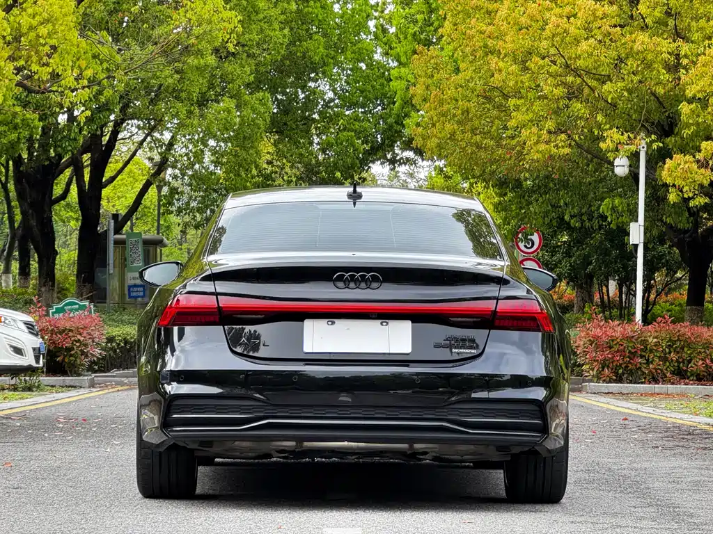 Audi A7L 2023 55 TFSI quattro S-line Black Warrior Edition купить на сайте DeffCars