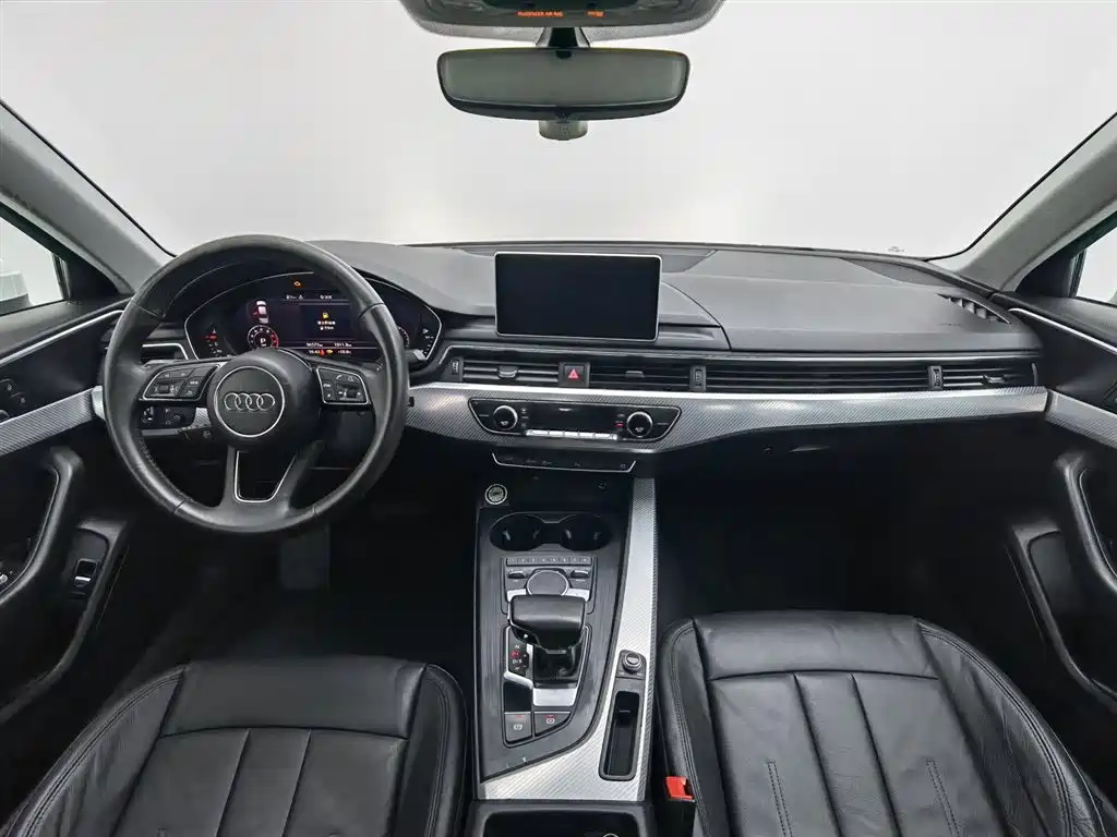 Audi A4L 2018 30th Anniversary Model 40 TFSI Fashion Model купить на сайте DeffCars